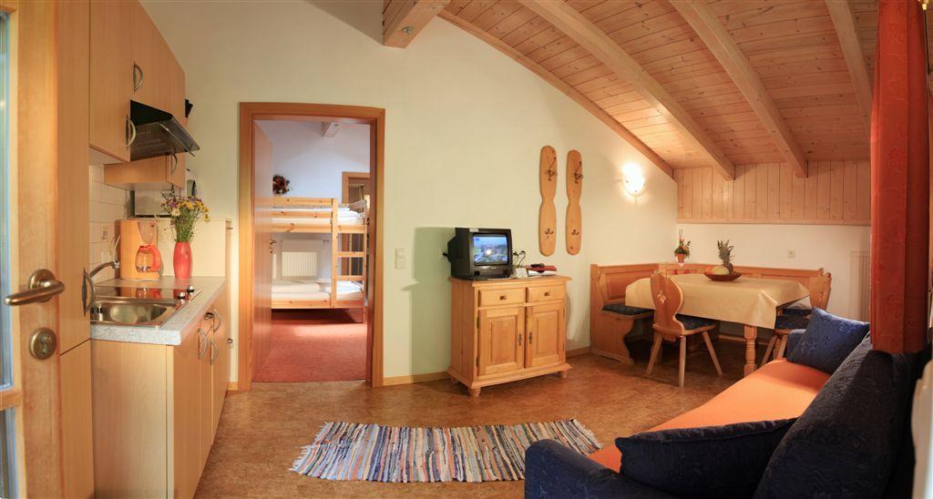 Apart-hotel Rainer 3*