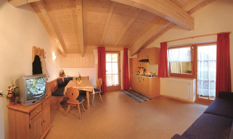 Rainer Apartahotel 3*